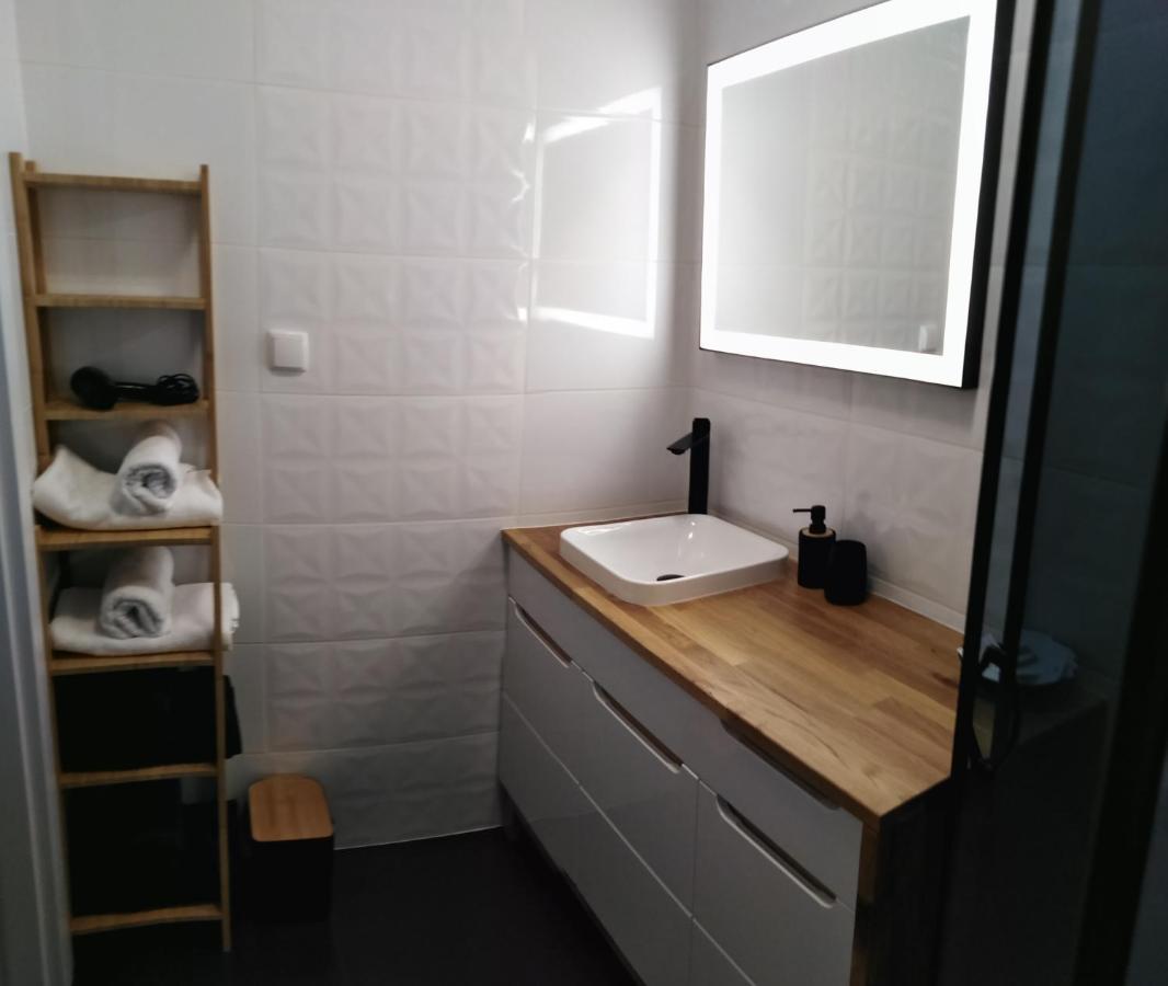 Apartament Joanna Sanok Buitenkant foto